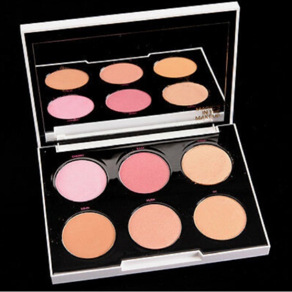Urban Decay Gwen Stefani Blush Palette